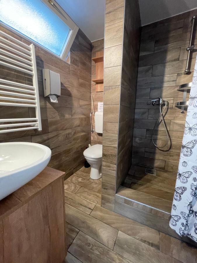 Smeraldo Apartmanok Сиофок Екстериор снимка